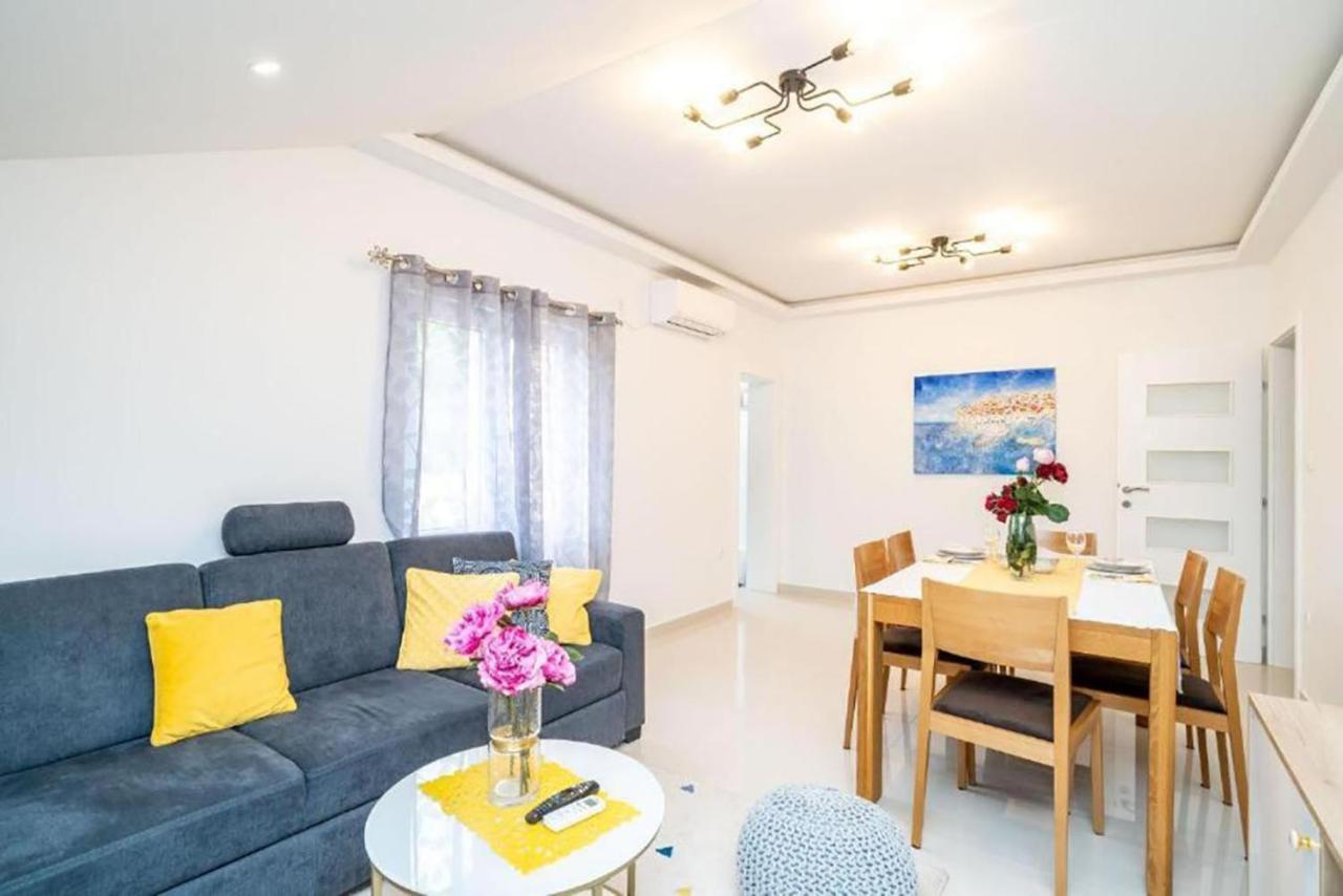 Apartment Matej Mokošica Dış mekan fotoğraf