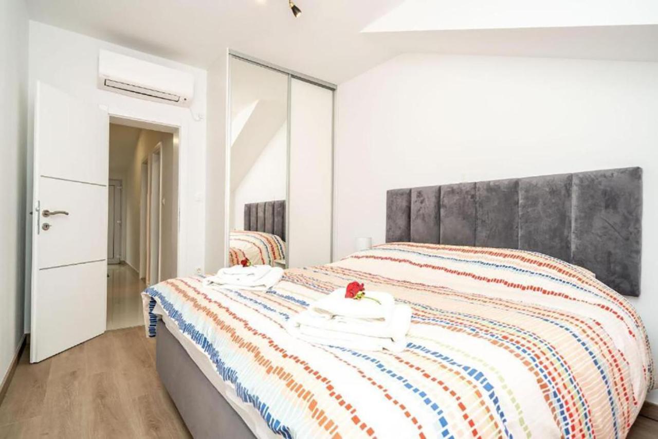 Apartment Matej Mokošica Dış mekan fotoğraf